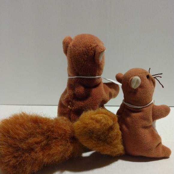 2 rare squirrel beanie babies. " Baby Nuts and Nuts" - Picture 3 of 3